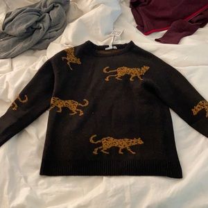 Cheetah sweater NWT